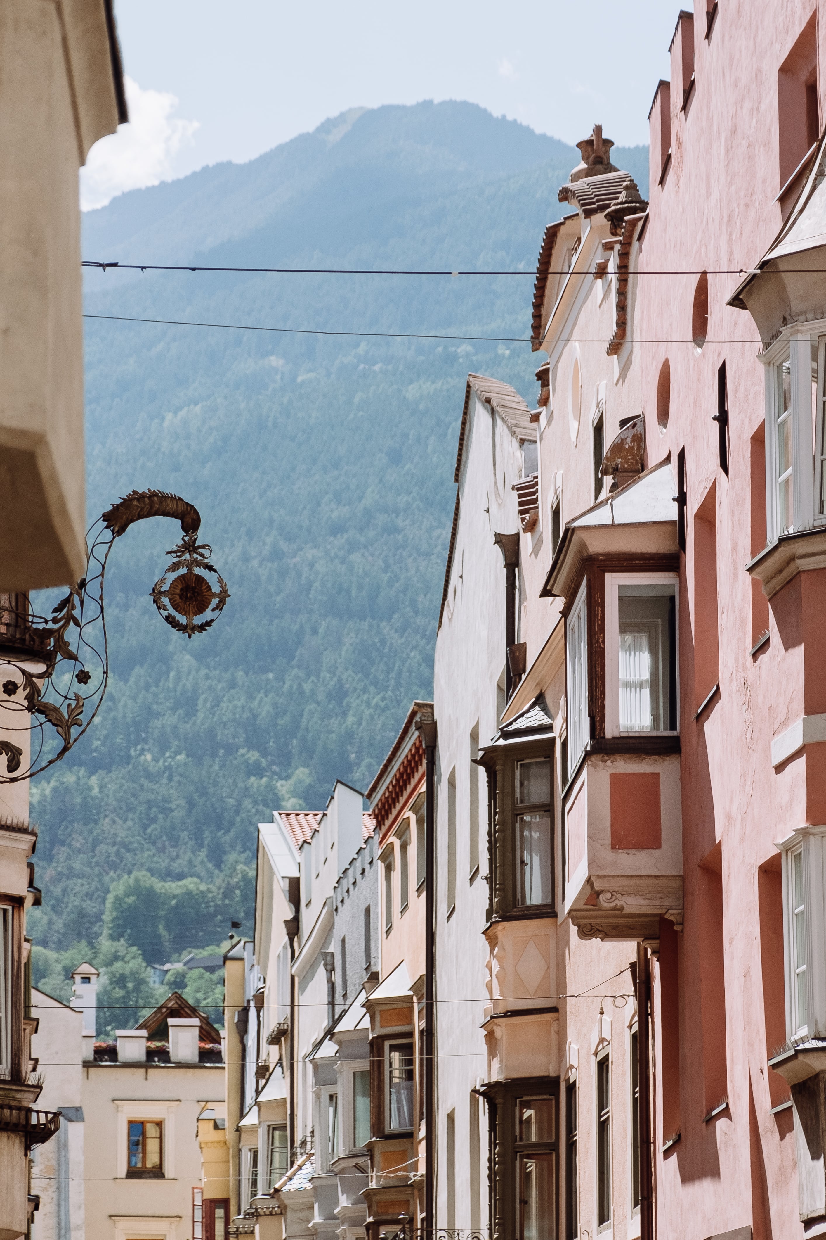 68089d8efb8b7c13799a8f2f_23_Brixen_Altstadt Brixen Tourismus_Michael Pezzei 2 min